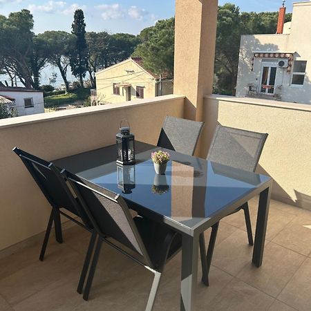 Apartments Elena & Lana Задар Экстерьер фото